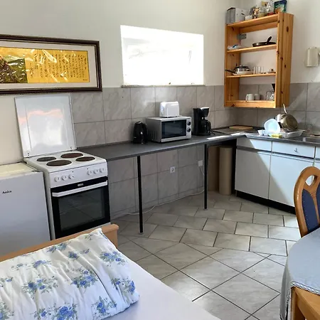Monteur In Daire Brakel